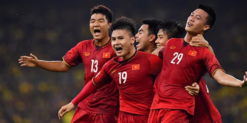 Vì sao bóng đá là môn thể thao vua?
